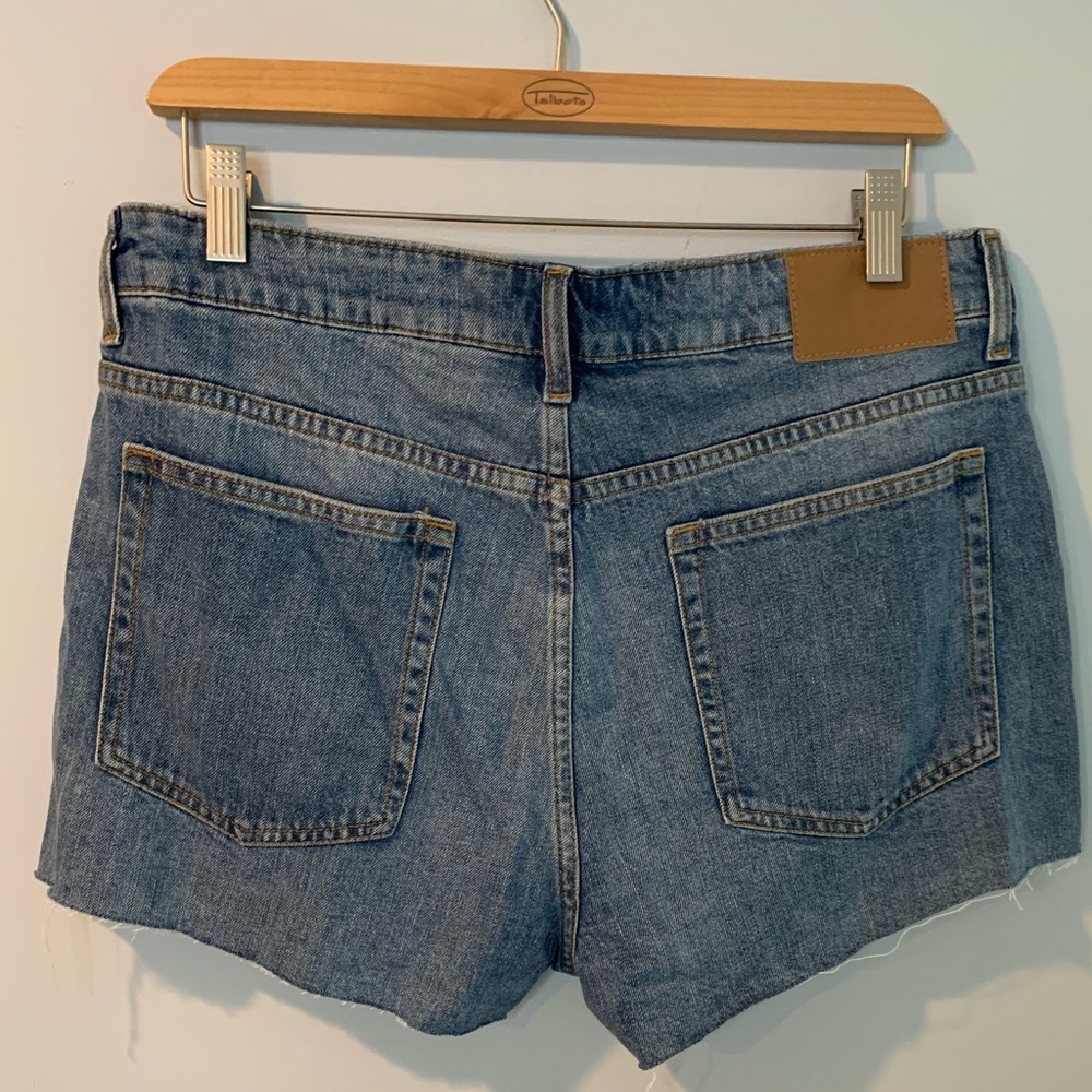 Jean shorts - Picture 2 of 3
